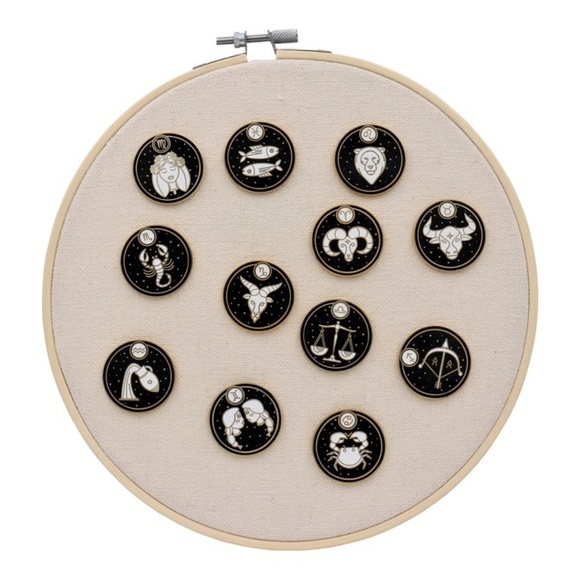 Gemini Astrological Sign Pin - Star Sign - Picture 3 of 3